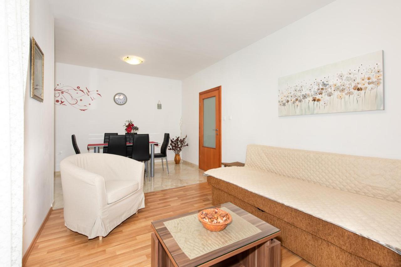 Apartman Marjeto คิร์ก ภายนอก รูปภาพ